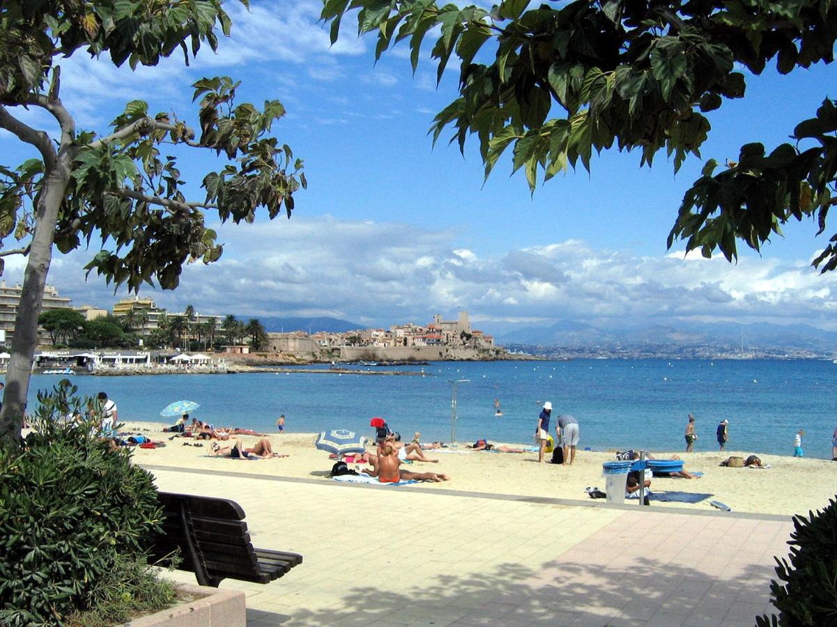 Crew Lighthouse Hostel Antibes Exterior photo