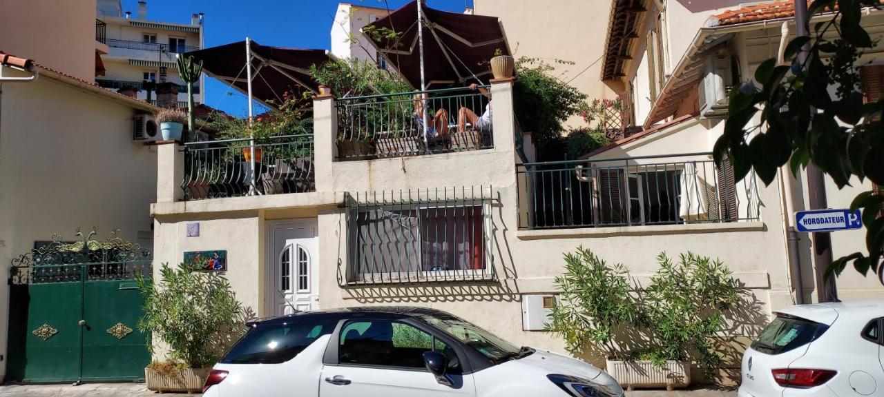 Crew Lighthouse Hostel Antibes Exterior photo